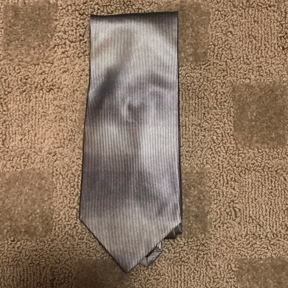 Men's DKNY charcoal grey striped tie